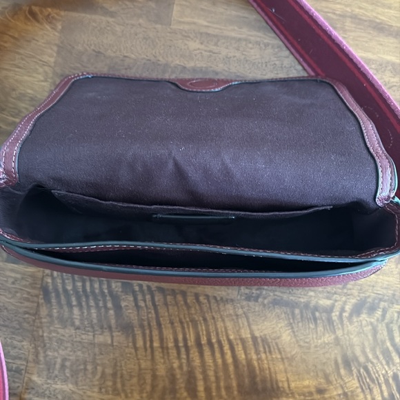 Coach Crossbody Camera Bag with Adjustable Guitar Strap - Picture 9 of 10